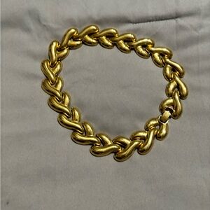 Vintage Gold toned necklace